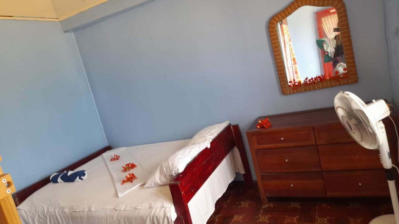 Mana Lagoon Backpackers Vila Exterior foto